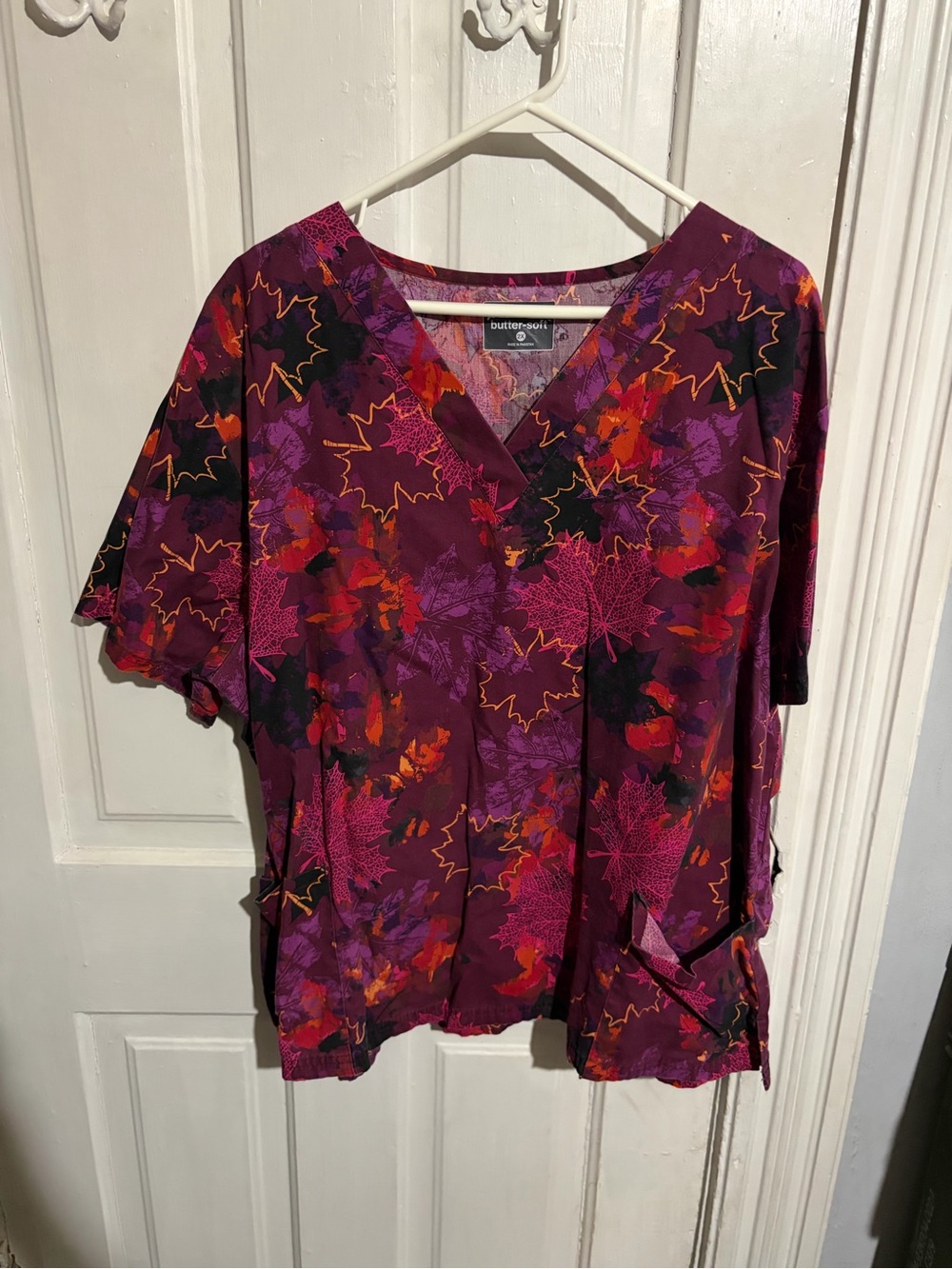 2X Purple/Burgundy Leafy Fall Scrub Top
